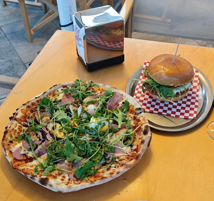 Platos de Es Tomàtic, restaurante en Es Mercadal